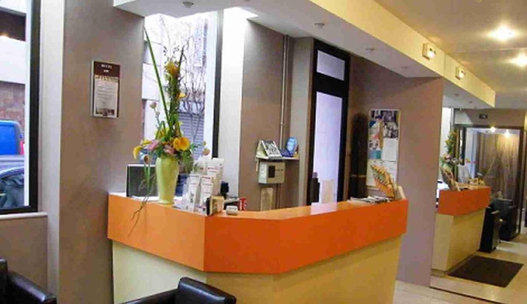 Abc Champerret Hotel Levallois-Perret Eksteriør billede