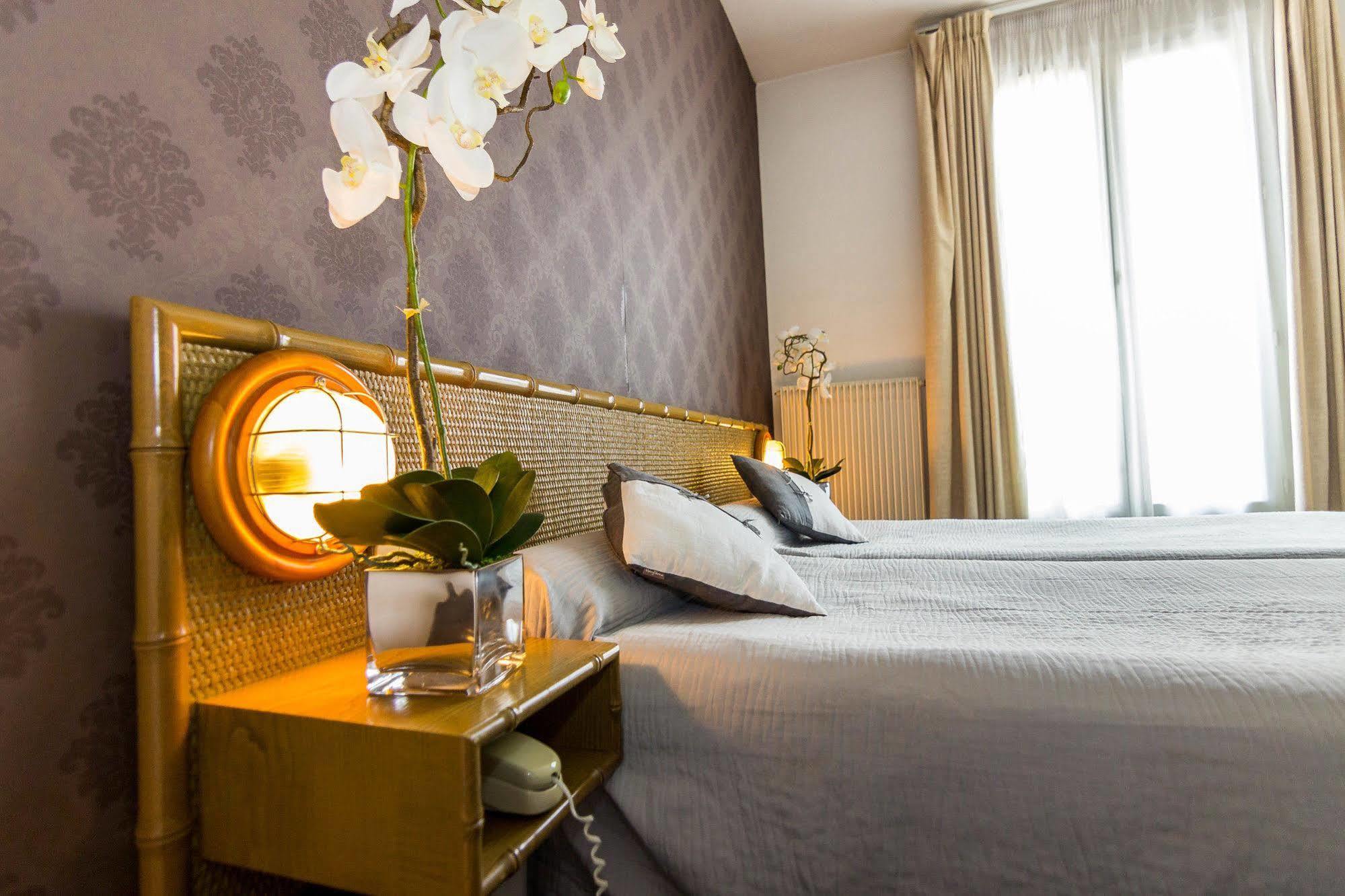 Abc Champerret Hotel Levallois-Perret Eksteriør billede